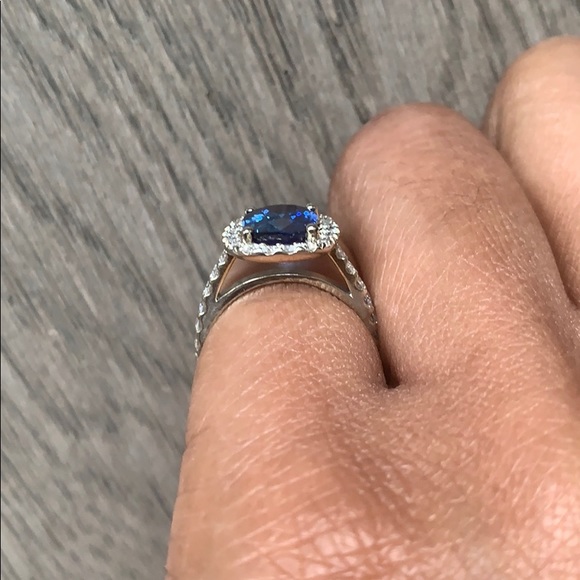 Sapphire and Diamond engagement ring size 4 - Picture 10 of 12